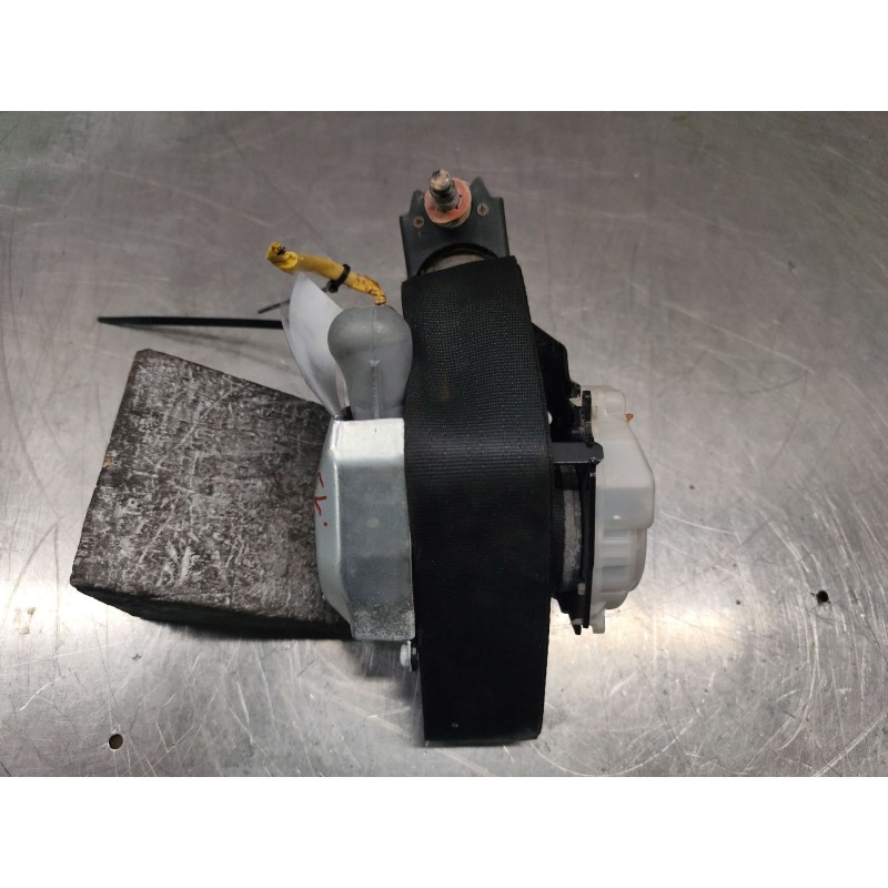 Recambio de cinturon seguridad delantero derecho para hyundai i30 (gd) 1.6 crdi referencia OEM IAM 2