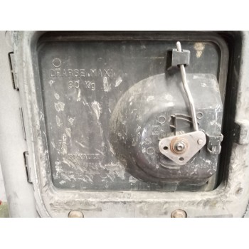 Recambio de peldaño izquierdo para renault magnum ab 2005 12.8 diesel referencia OEM IAM 5010574327  