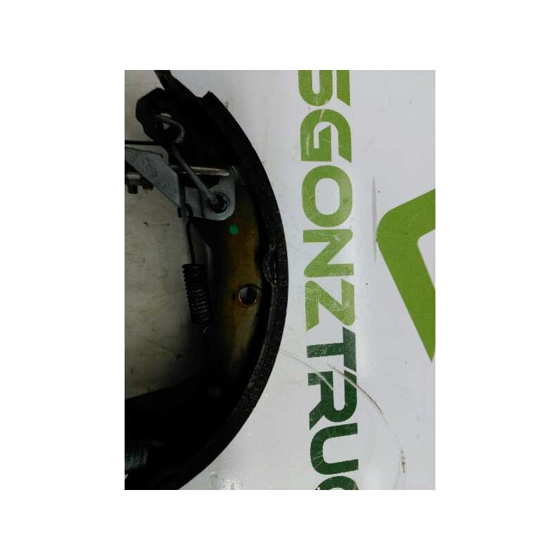 Recambio de zapatas de freno traseras para opel corsa c blue line referencia OEM IAM - Rojo 2