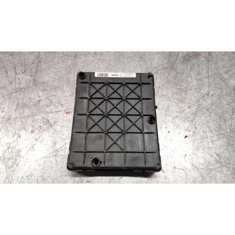 Recambio de caja reles / fusibles para renault scenic (ja..) 1.9 dci diesel cat referencia OEM IAM 8200029342B - Plata 3
