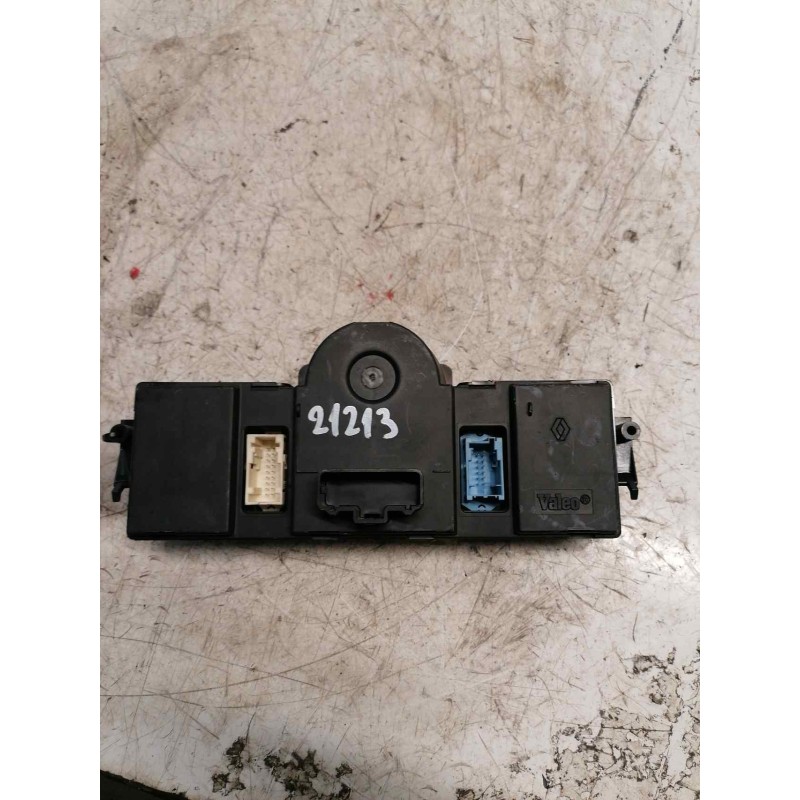 Recambio de mando climatizador para renault megane ii coupe/cabrio authentique referencia OEM IAM 8200344840 - Gris 2