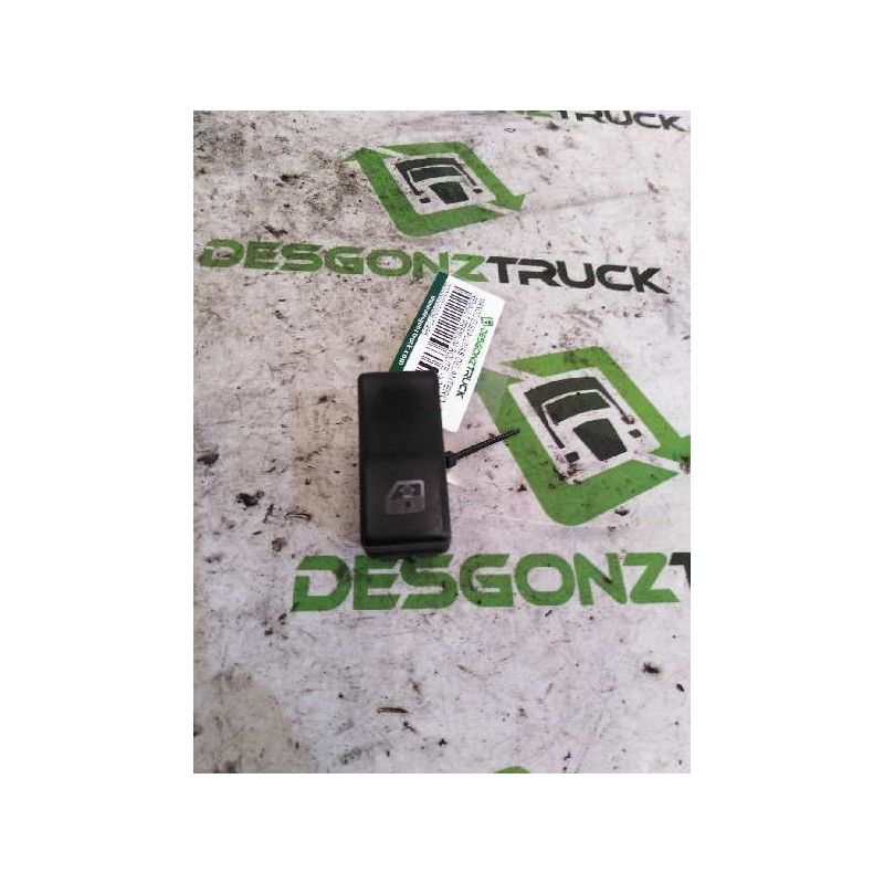 Recambio de mando elevalunas delantero izquierdo para renault premium route 2006 fas 4x2gv larga distancia referencia OEM IAM 74