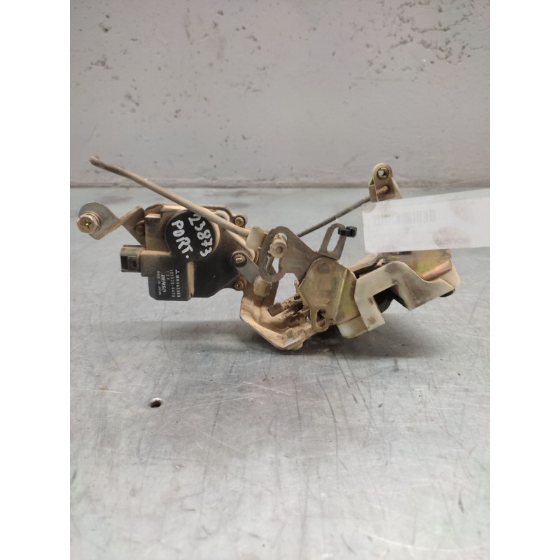 Recambio de cerradura maletero / porton para mitsubishi pajero referencia OEM IAM   