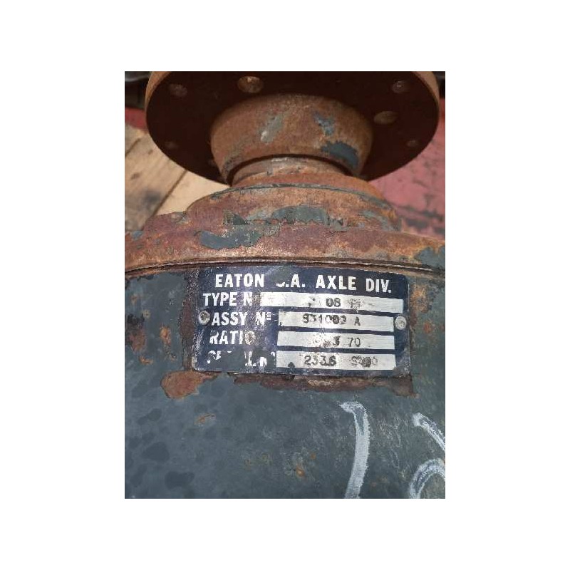 Recambio de grupo para nissan m - 75.150 chasis / 3230 / 7.49 / 114 kw cabina individual referencia OEM IAM 0818 RATIO:3.70/10X3 2