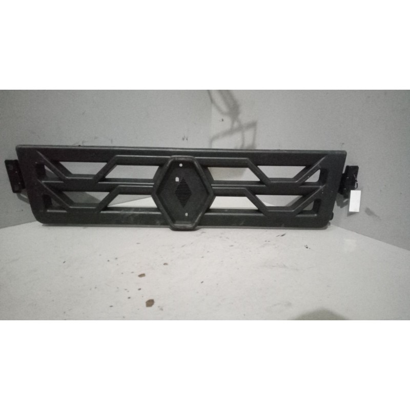 Recambio de peldaño frontal para renault serie t 12.8 diesel referencia OEM IAM 7482276014  