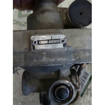 Recambio de valvula aire para daf trucks 55 fa 55.180 b13 (181cv) referencia OEM IAM 1189065 9630A 