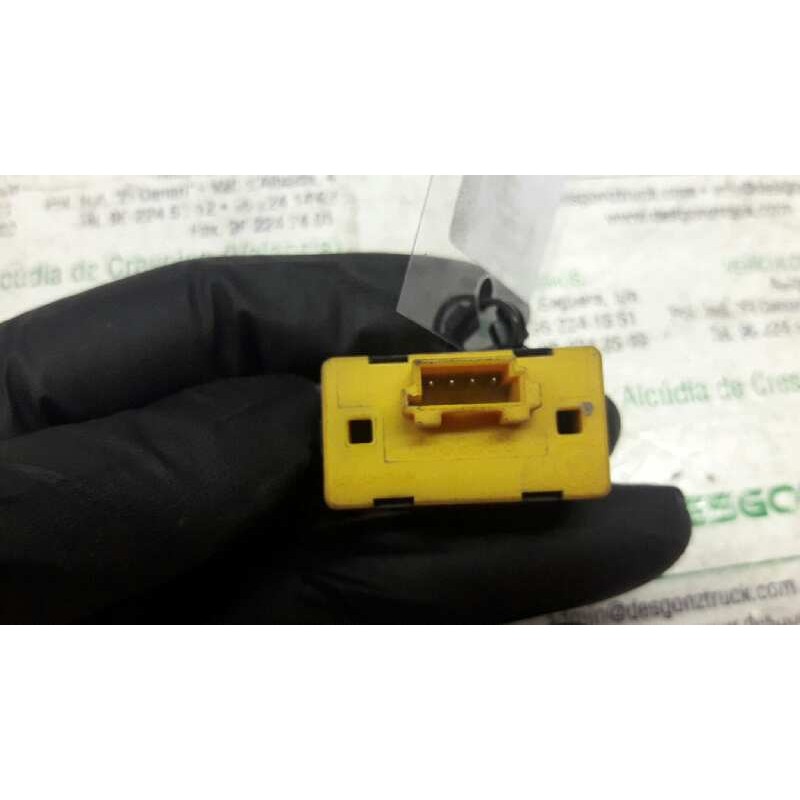 Recambio de mando elevalunas delantero izquierdo para bmw serie 3 berlina (e46) 318i referencia OEM IAM 2
