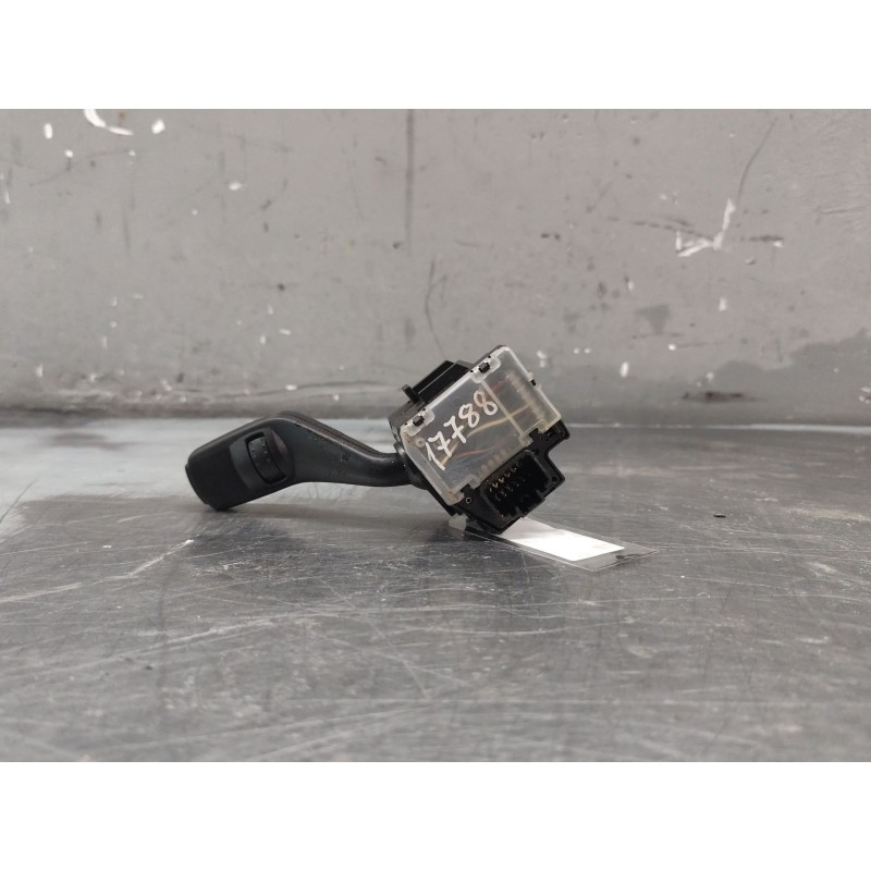 Recambio de mando limpia para ford focus berlina (cap) ambiente (d) referencia OEM IAM 4M5T17A553AD 17D940 - Negro 2