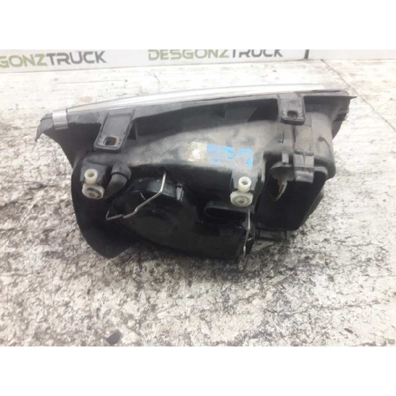Recambio de faro izquierdo para volkswagen bora berlina (1j2) conceptline referencia OEM IAM 2