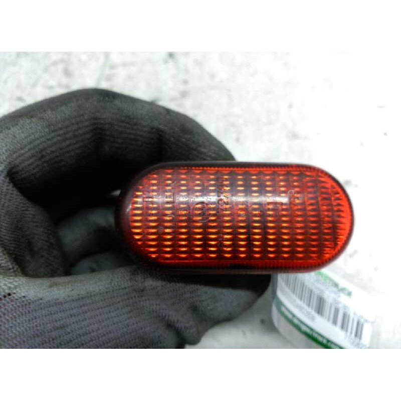 Recambio de piloto lateral derecho para renault clio ii fase ii (b/cb0) authentique referencia OEM IAM 7700822136  