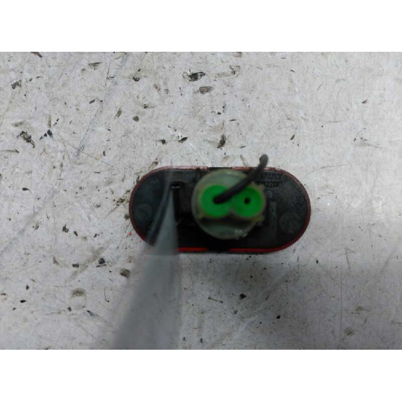 Recambio de piloto lateral derecho para renault clio ii fase ii (b/cb0) authentique referencia OEM IAM 7700822136 2
