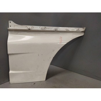 MOLDURA PUERTA DELANTERA IZQUIERDA 