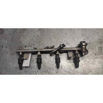 Recambio de rampa inyectora para audi a4 berlina (b5) 1.8 20v referencia OEM IAM 058133681  
