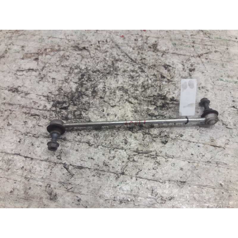 Recambio de bieleta barra estabilizadora delantera para ford focus lim. (cb8) titanium referencia OEM IAM 2