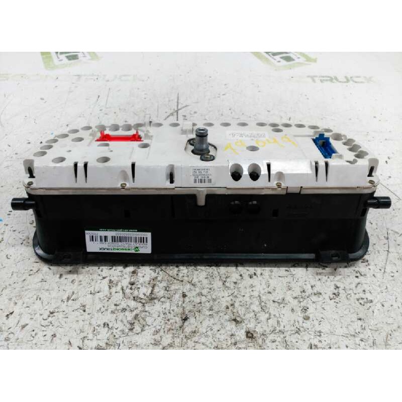 Recambio de cuadro instrumentos para renault trafic (desde 5.89) referencia OEM IAM 7700308313 - Blanco 6