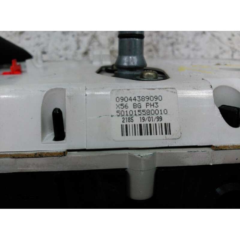 Recambio de cuadro instrumentos para renault trafic (desde 5.89) referencia OEM IAM 7700308313 - Blanco 7