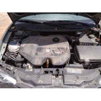seat ibiza (6l1) del año 2003