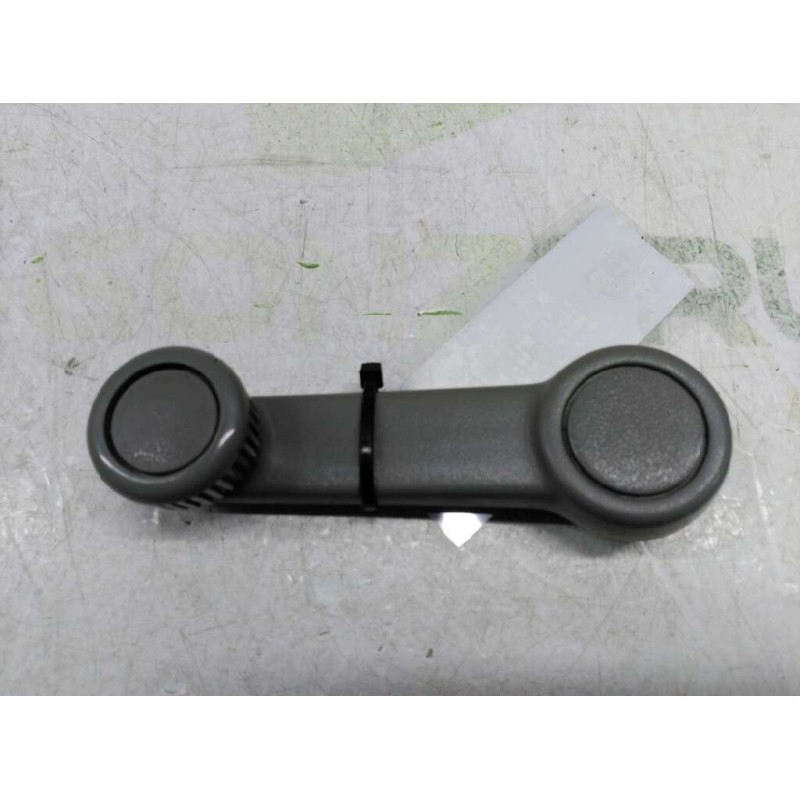 Recambio de maneta elevalunas trasera derecha para kia pride glxi familiar referencia OEM IAM KKY0158580FKZ  