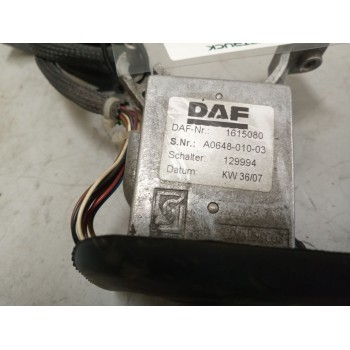 Recambio de mando intermitentes para daf serie xf105.xxx 12.9 diesel referencia OEM IAM 1615080  