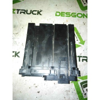 Recambio de modulo electronico para renault serie t fg 4x2 cabina high-sleeper referencia OEM IAM 21930662  