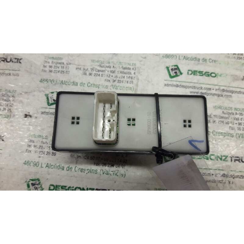 Recambio de mando elevalunas delantero izquierdo para kia shuma 1.5 comfort 5 berlina referencia OEM IAM 820W08740 2