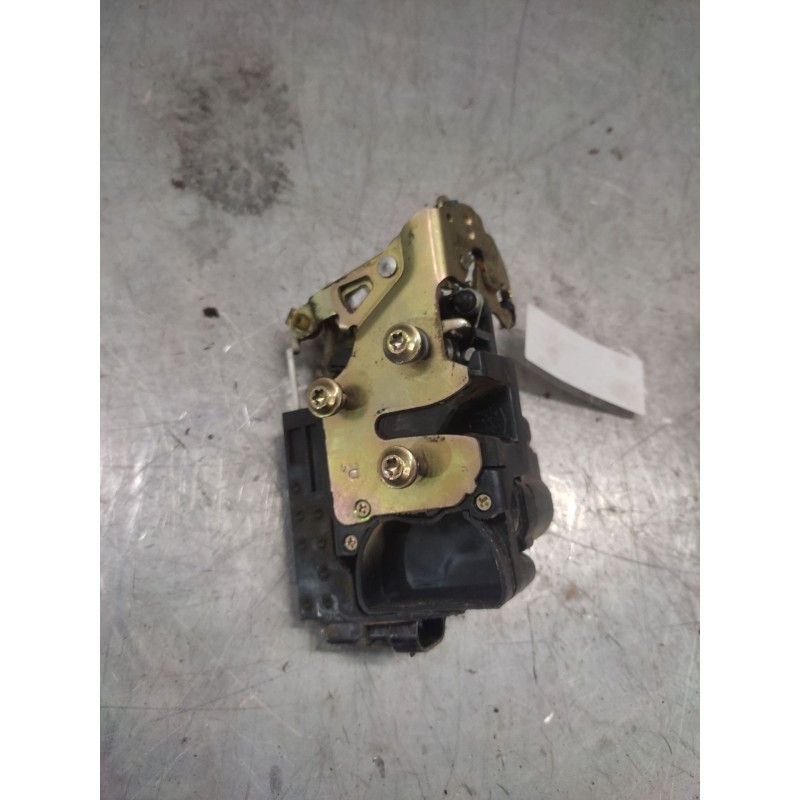 Recambio de cerradura puerta delantera derecha para chevrolet tacuma se referencia OEM IAM  2 PINS 