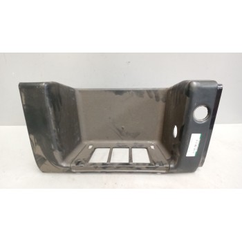 Recambio de peldaño derecho para volvo fm 12 asta 2001 fsa  4x2 corto referencia OEM IAM   