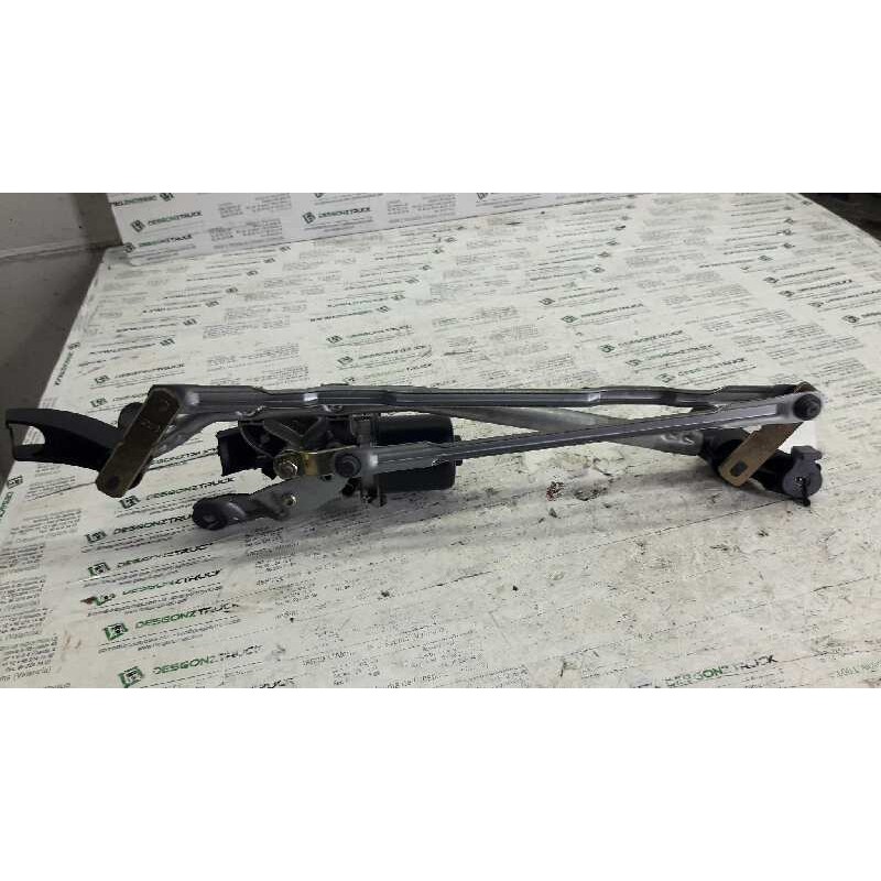 Recambio de motor limpia delantero para nissan almera (n16/e) line up referencia OEM IAM - Rojo 2