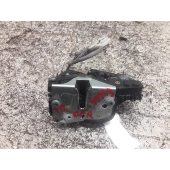 CERRADURA PUERTA TRASERA DERECHA 7 PINS 