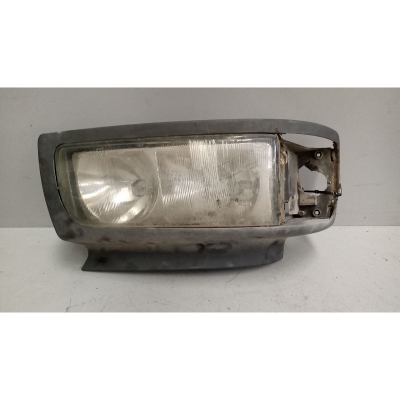 Recambio de faro derecho para renault midlum 4.2 diesel referencia OEM IAM   