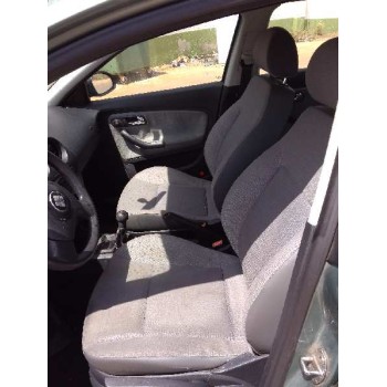 seat ibiza (6l1) del año 2003