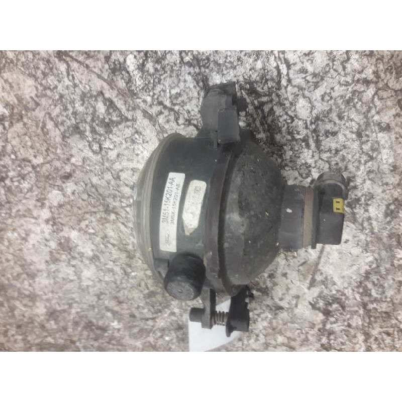 Recambio de faro antiniebla derecho para ford focus c-max (cap) connection referencia OEM IAM 3M5115K201AA 3M5X15K201AB 2