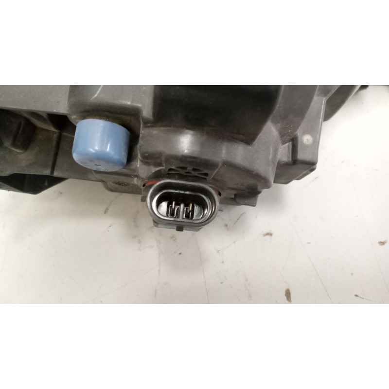 Recambio de faro antiniebla derecho para renault serie t 10.8 diesel referencia OEM IAM 7482252916 - Blanco 2