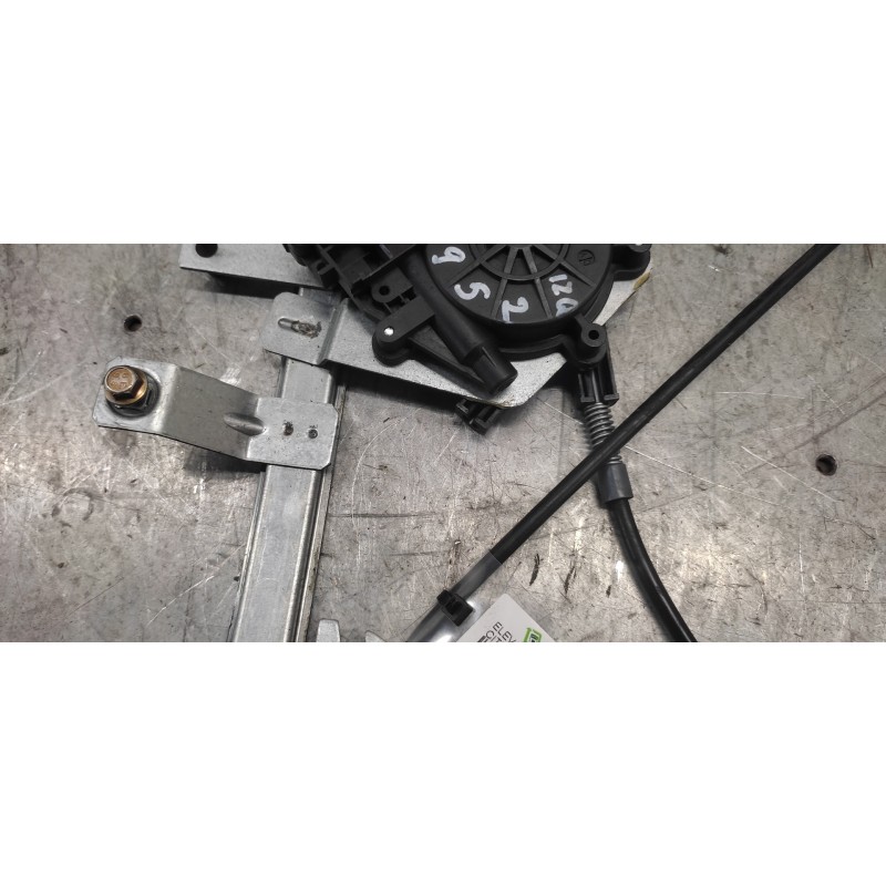 Recambio de elevalunas delantero derecho para citroën berlingo 1.9 800 d furg. referencia OEM IAM - Blanco 2