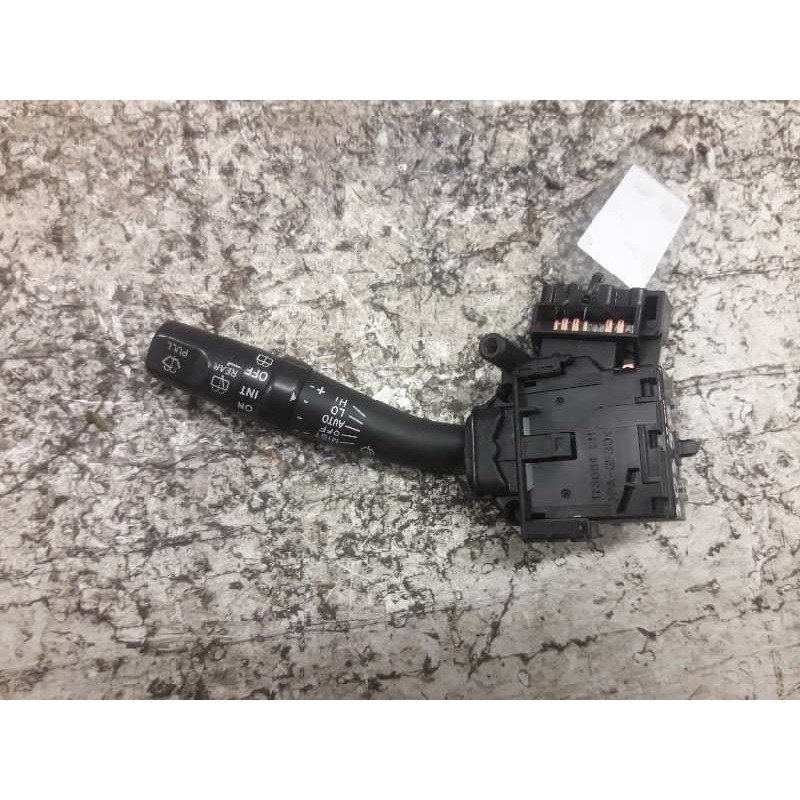 Recambio de mando limpia para toyota corolla verso (r1) 2.0 d-4d luna referencia OEM IAM 05170 173821 14 PINS