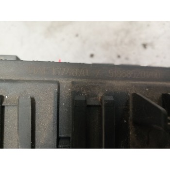 Recambio de caja reles / fusibles para daf serie xf105.xxx 12.9 diesel referencia OEM IAM 1674870  518685201700