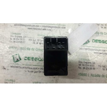Recambio de mando elevalunas trasero izquierdo para kia carens 1.8 ls monovolumen referencia OEM IAM   