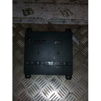 Recambio de caja reles / fusibles para nissan eco - t 100.45/78 kw/e2 referencia OEM IAM 24063D6200  