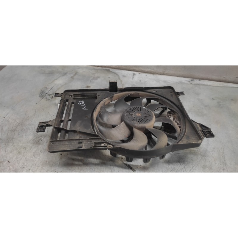 Recambio de electroventilador para ford c-max edition referencia OEM IAM CV618C607VA - Azul 2