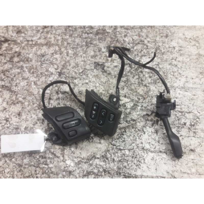 Recambio de mando volante para toyota corolla verso (r1) 2.0 d-4d luna referencia OEM IAM 2
