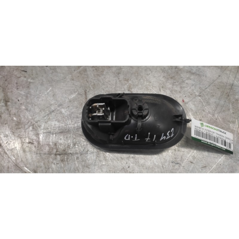 Recambio de maneta interior trasera derecha para renault scenic ii authentique referencia OEM IAM 8200028486 2