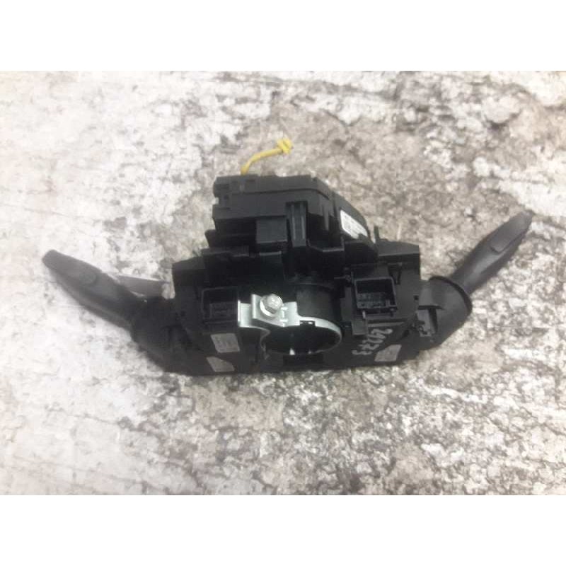 Recambio de mando multifuncion para ford fiesta (cb1) ambiente referencia OEM IAM 8A6T13N064BD 8A6T13335BB 8A6T17A553AC 4