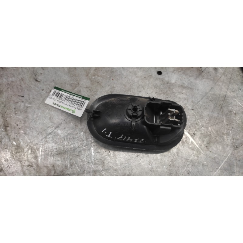 Recambio de maneta interior trasera izquierda para renault scenic ii authentique referencia OEM IAM 8200028487 2