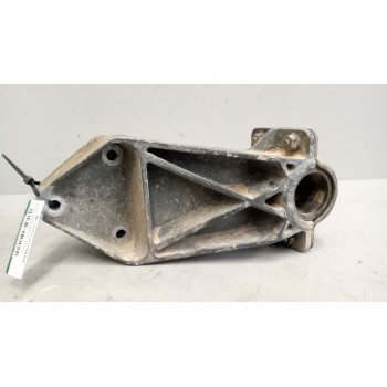 Recambio de soporte guardabarros trasero para daf serie xf105.xxx 12.9 diesel referencia OEM IAM   