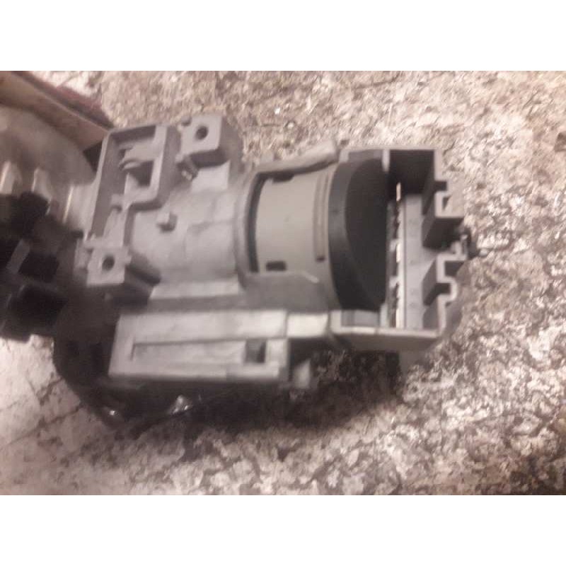 Recambio de conmutador de arranque para ford fiesta (cb1) ambiente referencia OEM IAM 8V513F880DA 8A6T15607AB 7/4/2 PINS 2