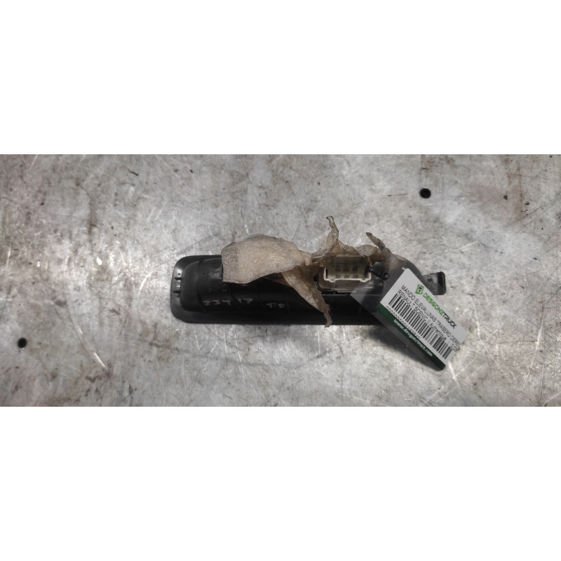Recambio de mando elevalunas trasero derecho para renault scenic ii authentique referencia OEM IAM   6 PINS 2