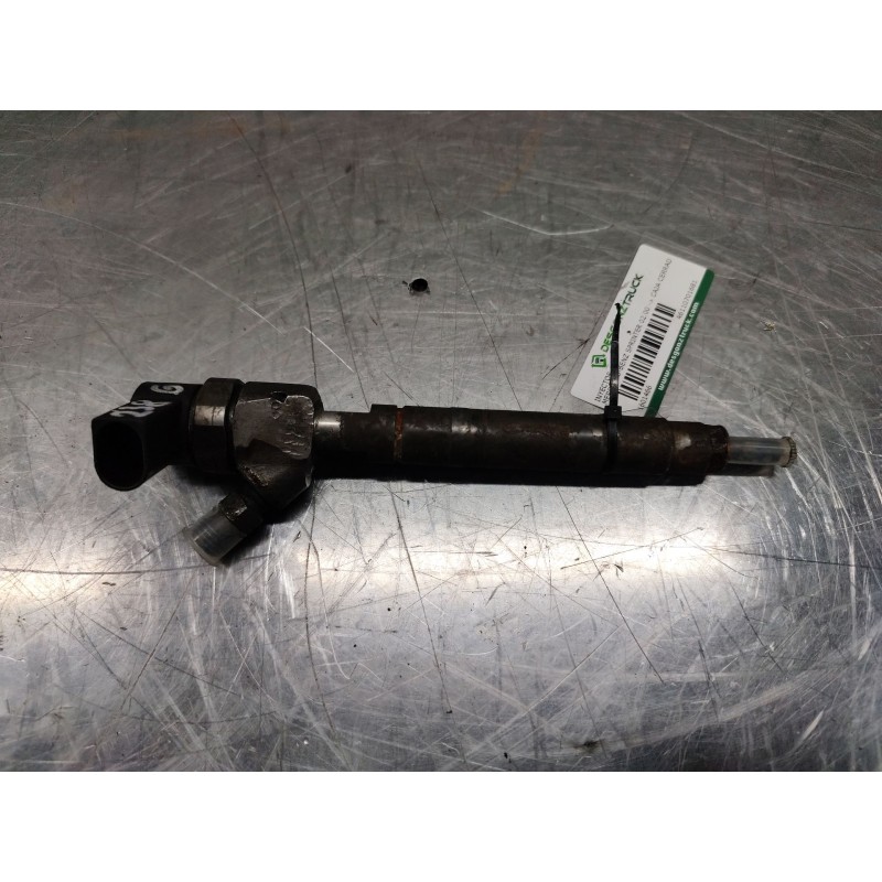 Recambio de inyector para mercedes-benz sprinter 02.00  caja cerrada 416 cdi (904.662) referencia OEM IAM A6110701681 050305 - Blanco