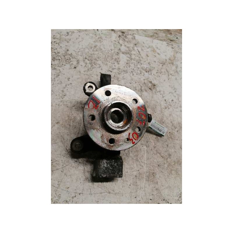Recambio de mangueta delantera izquierda para mercedes-benz vito (w638) combi 112 cdi (638.194) referencia OEM IAM - Blanco 2