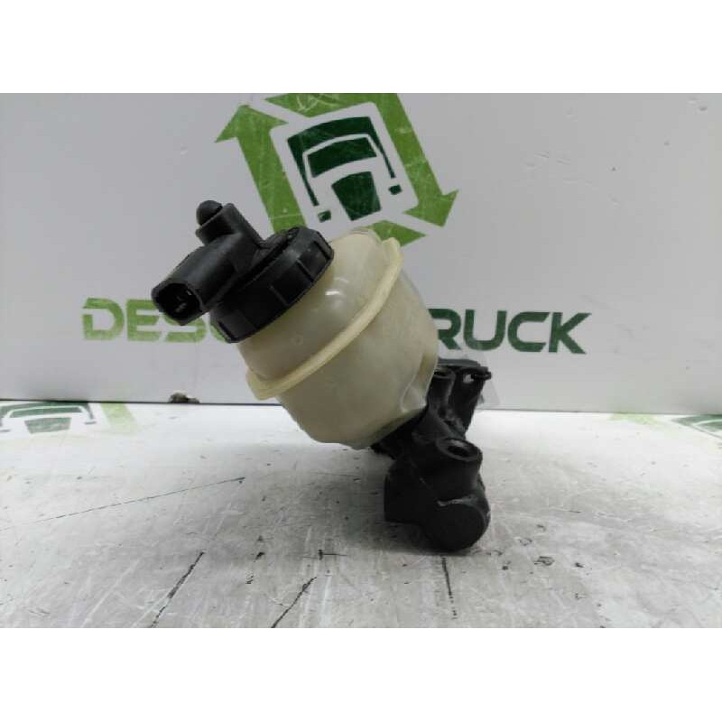 Recambio de bomba freno para renault rapid/express (f40) 1.9 d familiar (f40p) referencia OEM IAM 7701204608 - Blanco 2