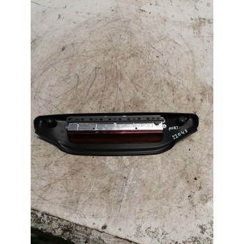 Recambio de luz central de freno para ford ka (ccu) titanium referencia OEM IAM 735447721  